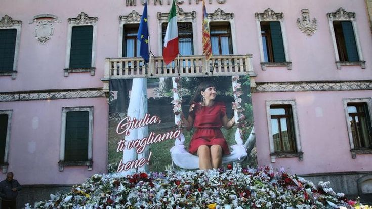 Un femminicidio ogni 72 ore, ma più donne chiedono aiuto. Sparita l’educazione a scuola di Valditara
