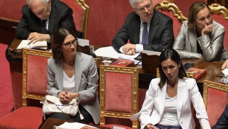 Non solo Gelmini. Il dissenso di Cangini, il rammarico di Giorgetti, le assenze e i cambi di casacca in extremis