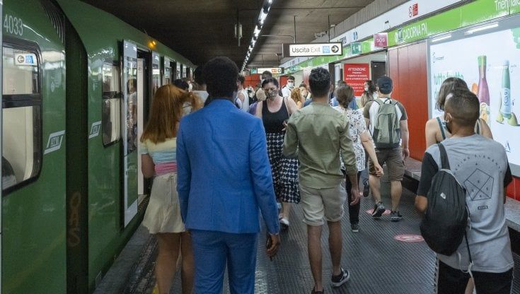 Milano, Daspo urbano per sei persone: non potranno accedere al metrò