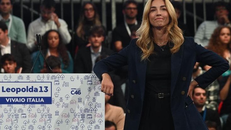 Il giorno di Silvia Salis alla Leopolda dei sindaci: “L’unione la nostra forza”