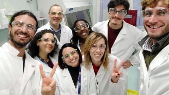 Coronavirus, al via da domani in Inghilterra la sperimentazione del vaccino sull'uomo