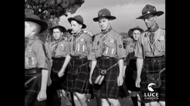 Boy scouts scozzesi in pellegrinaggio 