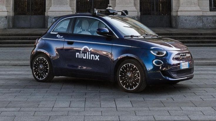La guida autonoma in Europa è più vicina: via all’accordo tra 18 Paesi Ue per test e regole comuni