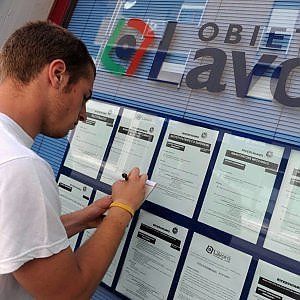 Un disoccupato su tre chiede aiuto ai parenti