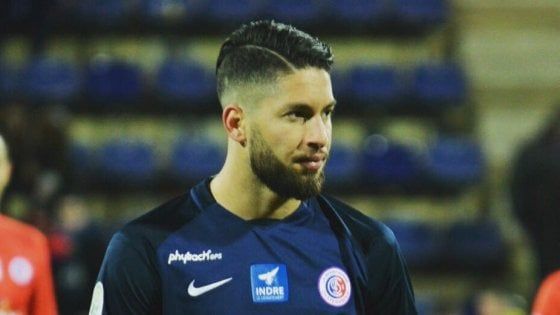 Tunisia, lo stratagemma del portiere: si 'infortuna' al tramonto per interrompere il digiuno del Ramadan 
