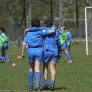 Settanta a letto dopo il pranzo al torneo dei baby calciatori a Sestri Ponente 
