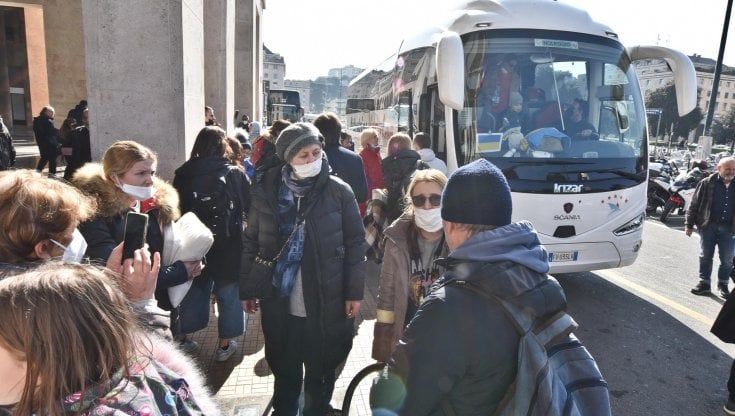 Genova, le storie dei profughi ucraini raccontate con i loro bagagli 