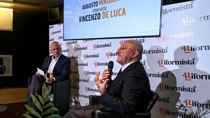 De Luca: “Oggi il Pd è l’alleato più efficace del governo Meloni”