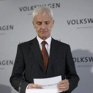 Volkswagen, dopo il Dieselgate taglia 1 mld di investimenti