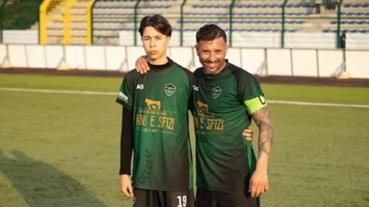 Padre e figlio insieme in campo a Valderice