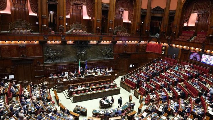 Il partito trasversale del pareggio: “Il proporzionale riapre i giochi”