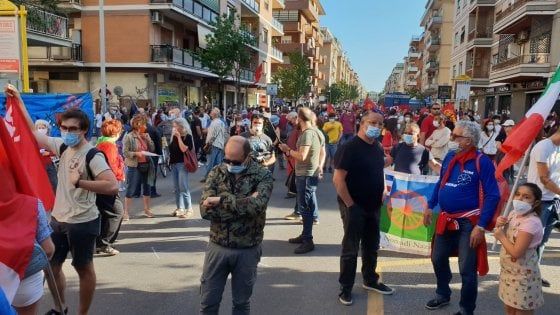Ostia, in trecento in piazza contro Casapound 