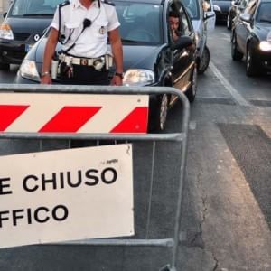 Uil: le tasse locali costano 966 euro all'anno a testa, +6% dal 2012
