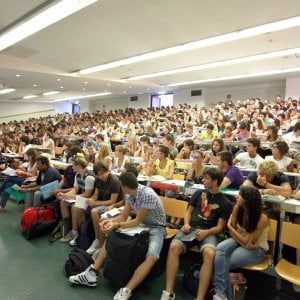 Nuove opportunità di lavoro: 1.900 posti per Natale e non solo