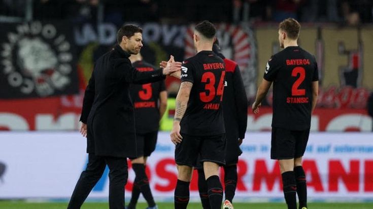 Bundesliga: il M'gladbach blocca il Leverkusen, Bayern a -2 dalla vetta