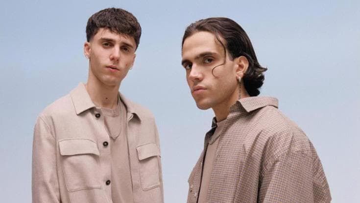 “Poesie clandestine”. Il testo della canzone di Lda e Aka 7even al Festival di Sanremo 2026