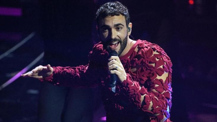 Marco Mengoni in concerto al Maradona