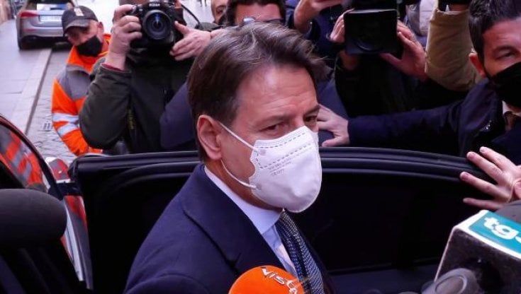 Centrosinistra, fumata grigia dal vertice Pd-5s-Leu: non c’è accordo su Draghi al Quirinale