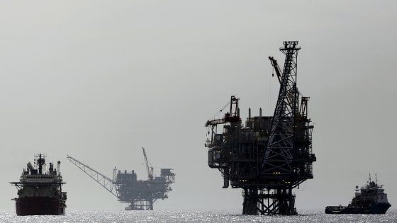 Fonti fossili, tagliare i sussidi non basta a salvare il clima