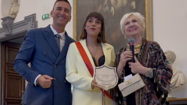 Wanna Marchi premiata in Campidoglio, la figlia: “Rosicate. La cultura siamo noi, non Pirandello”