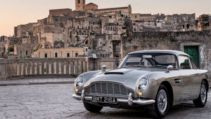 All'asta l'Aston Martin DB5 di Sean Connery (e James Bond)