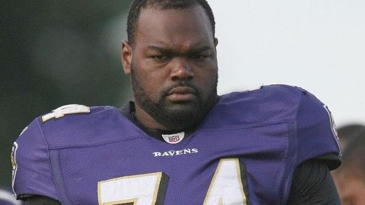The Blind Side, Michael Oher denuncia i suoi genitori: “Non mi hanno adottato, interessati solo ai miei soldi”