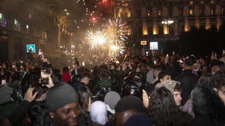 Milano, dopo cinque anni ritorna il Capodanno in piazza Duomo: il Comune cerca chi lo organizzerà