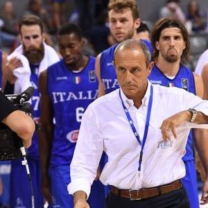 Basket, passo indietro Italia: azzurri travolti dal Belgio