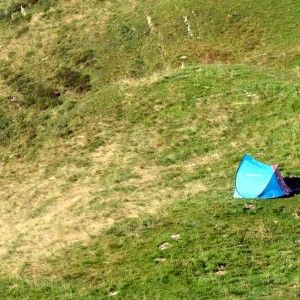 Giallo in Val Brembana, trovati morti un bambino di 8 anni e la madre: la donna era depressa