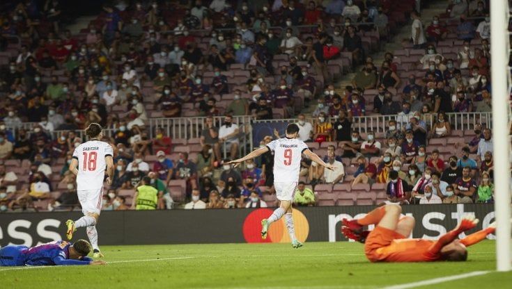 Champions: il Bayern abbatte il Barcellona, Lukaku trascina il Chelsea