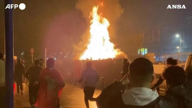 Qatar 2022, disordini a Bruxelles durante la festa per la vittoria del Marocco