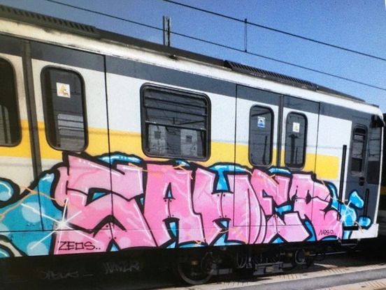 Milano, denunciati 3 writer danesi sorpresi nel deposito della M3