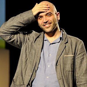 Saviano alla Valente: "O con l'antimafia o con Verdini"