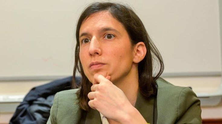 Schlein parla ai socialisti europei: “Serve la difesa comune, non il riarmo degli Stati”