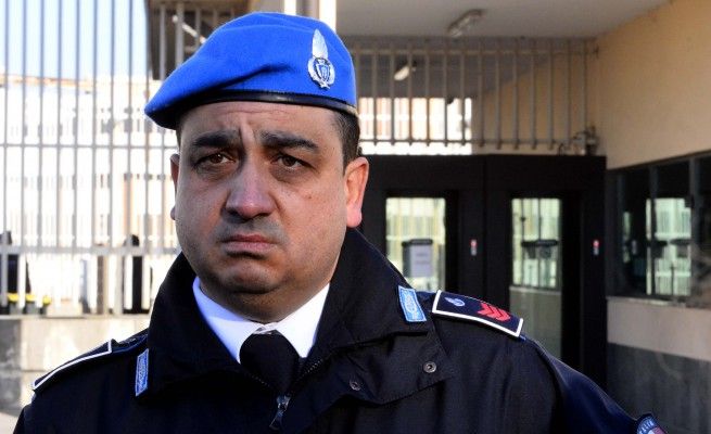 Il collega: "Urlavano, poi quella pistola"
