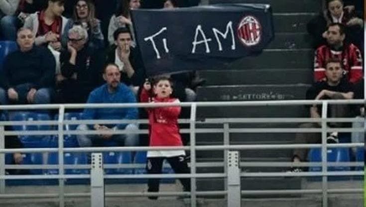 È di Bisceglie il volto del nuovo Milan: l’amore di Francesco Lopolito per la campagna abbonamenti