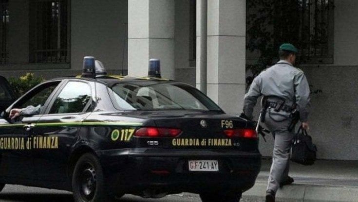 Reddito, Salerno: bonus ai condannati per mafia, 6 denunce della Guardia di finanza