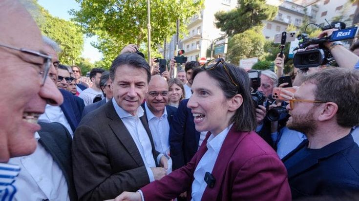 Ballottaggi, il centrosinistra ci crede: “Siamo l’alternativa”. Il nodo legge elettorale