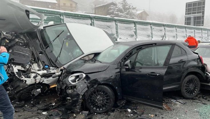 Il “ghiaccio nero” la causa del maxi incidente in Valsusa