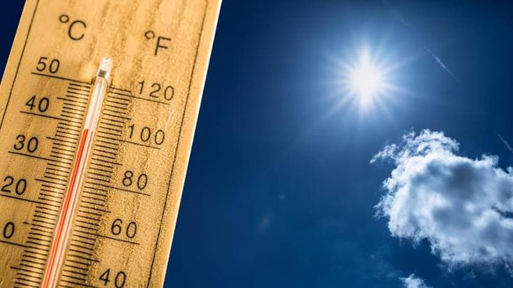 Meteo, Italia spaccata in due: temporali e grandine al Nord, caldo estremo al Sud