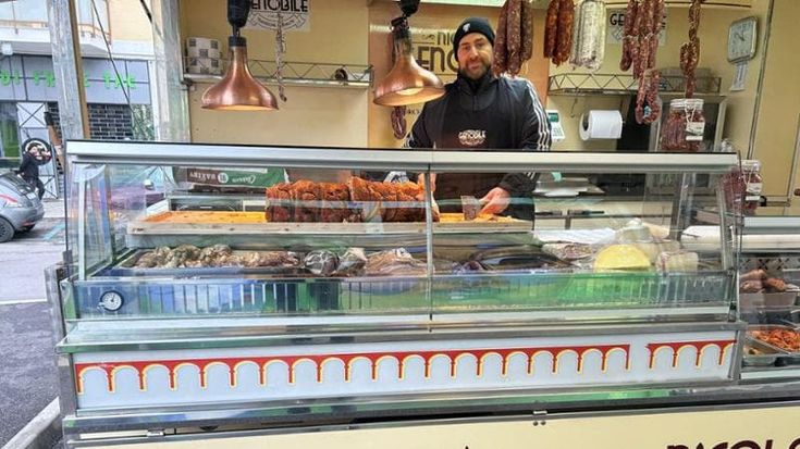 Al mercato le voci degli abruzzesi delusi: “Qui non c’è lavoro, i nostri figli in fuga”