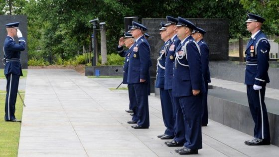 Brasile, per i poliziotti permesso di innamorarsi e addio machismo