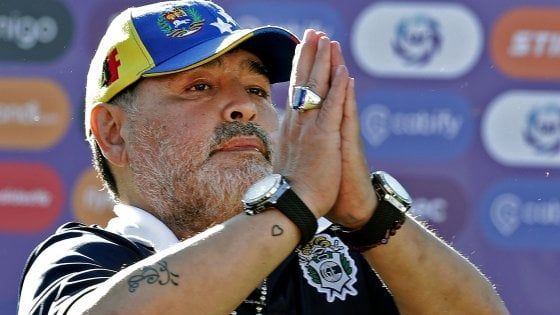 Maradona, è già finita con il Gimnasia: ufficiali le dimissioni
