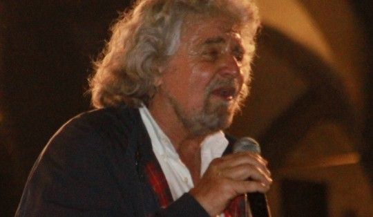 Grillo: "Processo popolare per giornalisti, imprenditori e politici"