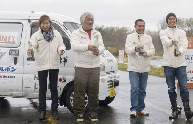 Auto elettrica, record di 1.300 km con una ricarica