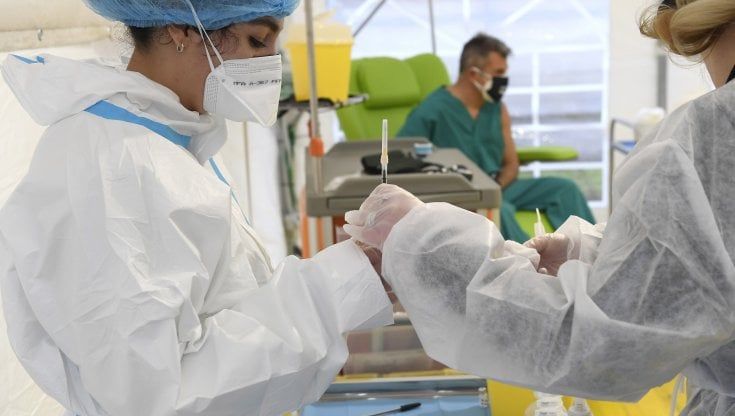 Contagi da Covid sul posto di lavoro, Piemonte al secondo posto tra le regioni più colpite