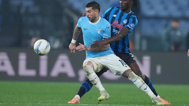 Lazio, gli attaccanti faticano e Sarri punta tutto su Zaccagni