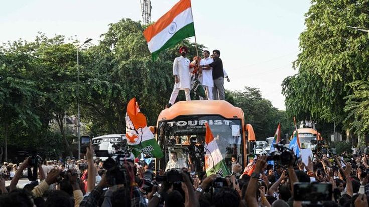La purga elettorale di Modi: taglia 130 milioni di votanti. In India esplode la protesta
