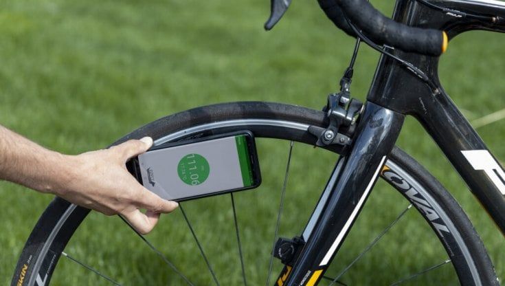 Pressione delle gomme? Il controllo con lo smartphone