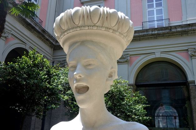 “Pontifex Maximus”, quando l’arte contemporanea ammicca a quella classica